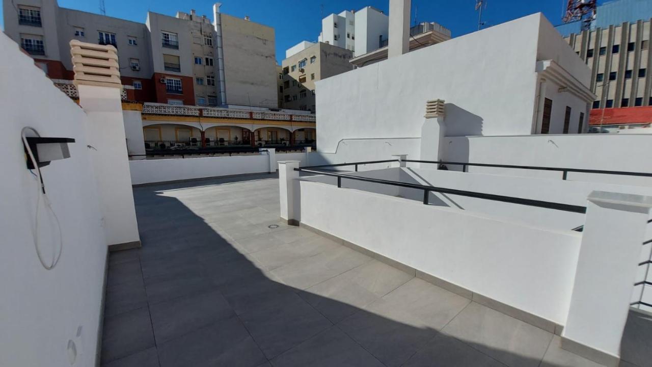 Love Rent4 Malaga City מראה חיצוני תמונה