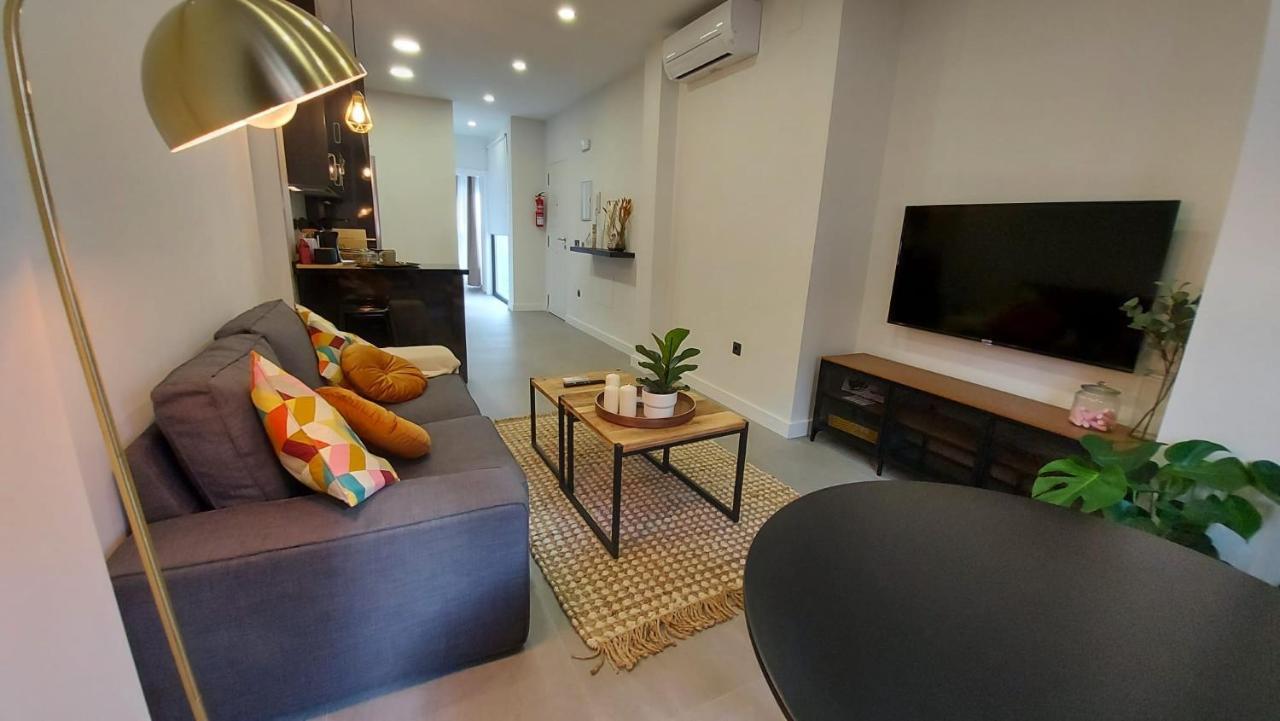Love Rent4 Malaga City מראה חיצוני תמונה