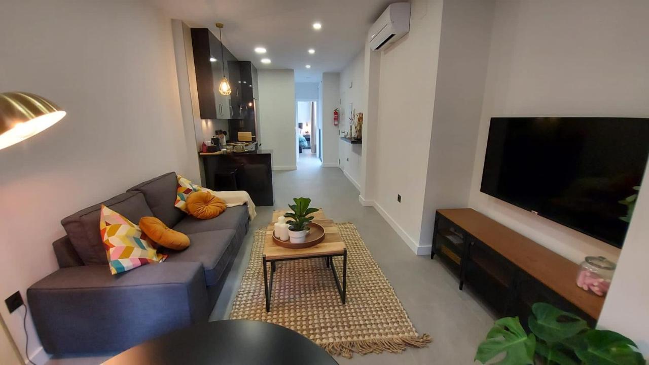 Love Rent4 Malaga City מראה חיצוני תמונה